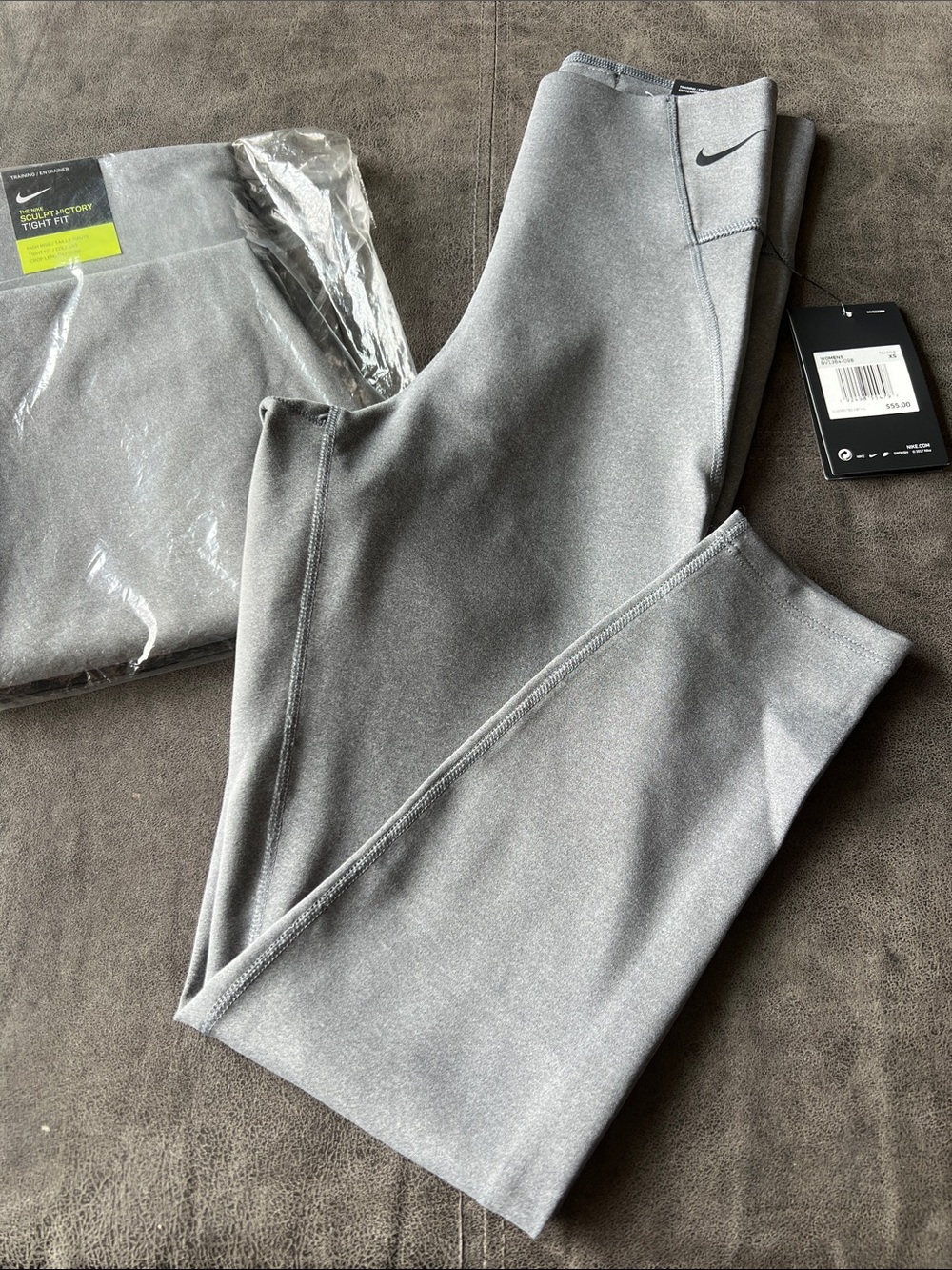 NEW! WMNS. Nike HR Gray Performance Leggings with Subtle Swoosh. Sculpt. XS